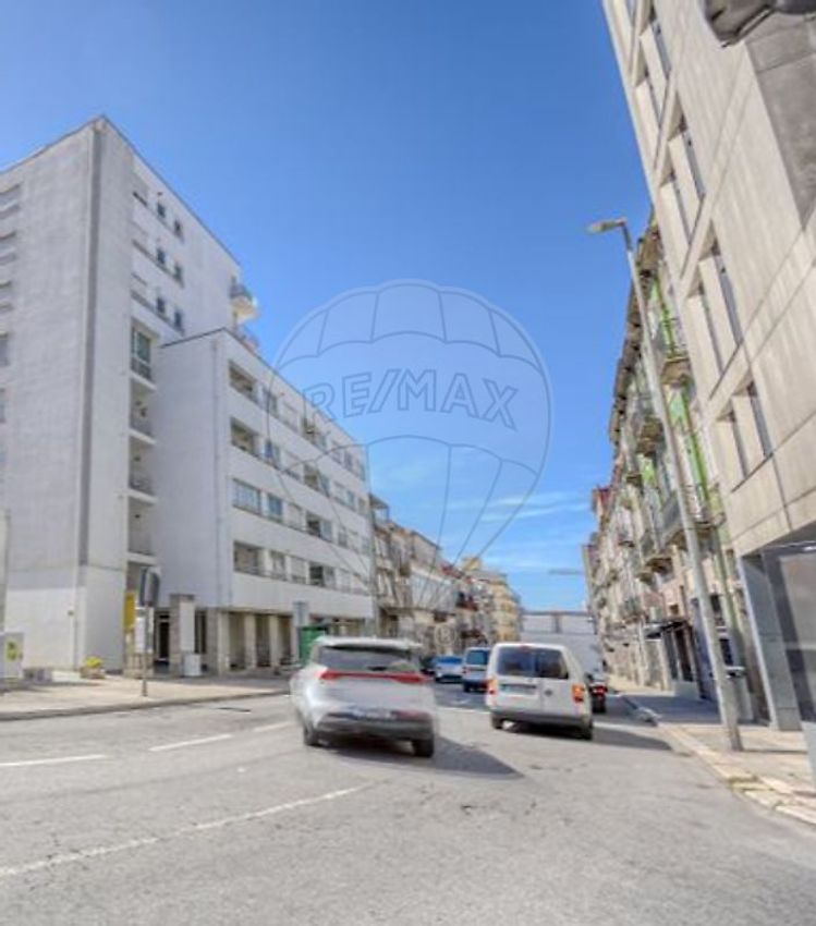 Imagem Vistas de apartamento t1 em Avenida de Rodrigues de Freitas