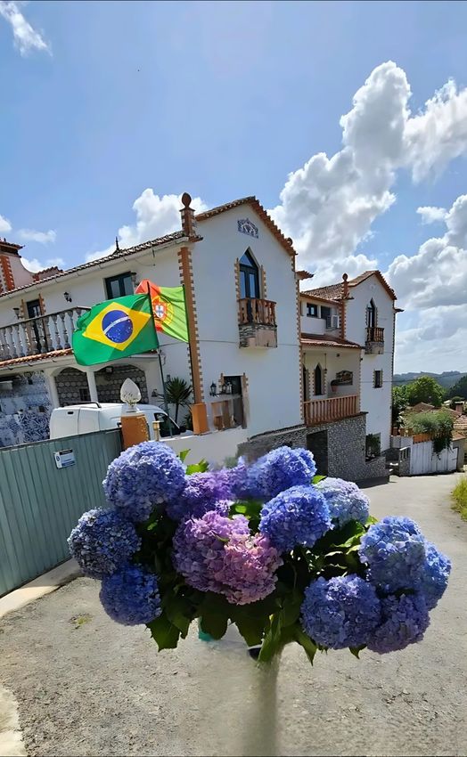 Imagem Fachada de prédio de uso misto em Rua São João, 624
