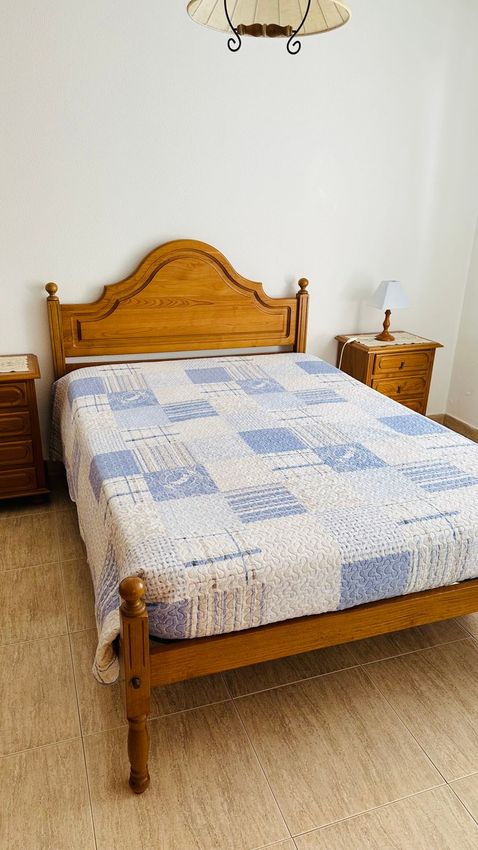 Imagem Quarto de apartamento t1 em Rua João de Almeida s/n