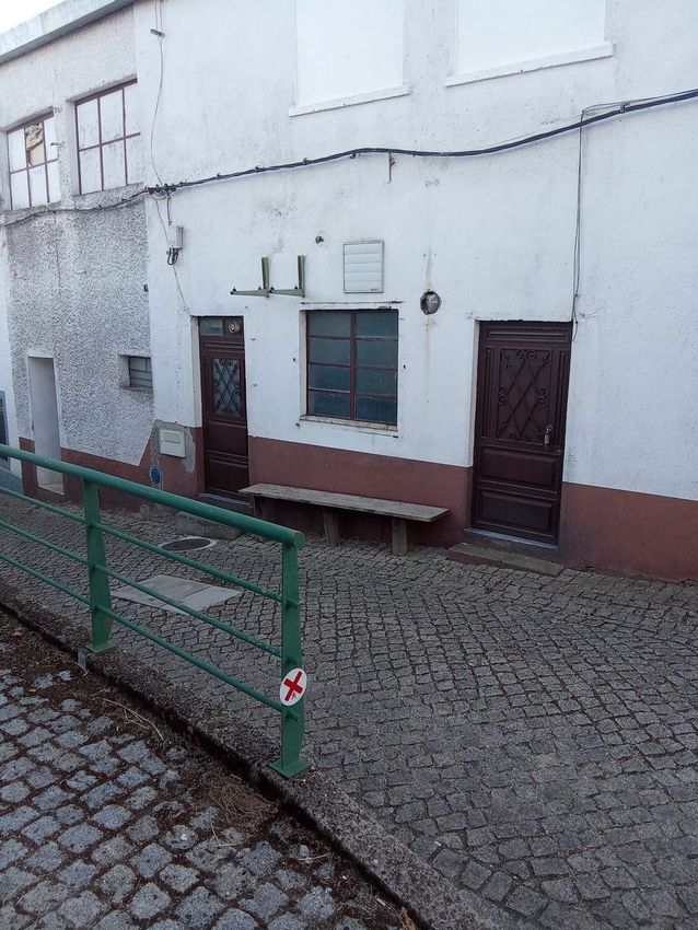 Зображення Вигляд,  будинок на дві сім'ї, Rua das Ameixoeiras, 19