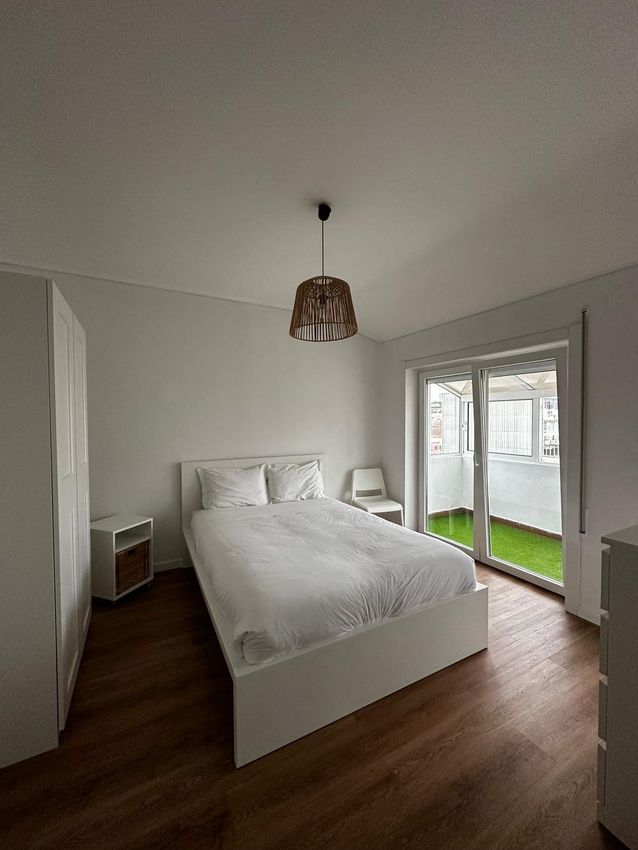 Imagem Quarto de apartamento t0 em Rua Engenheiro Silvério Pereira da Silva, 16