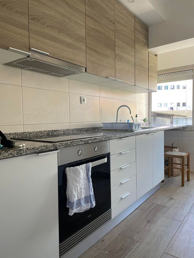 Imagem Cozinha de apartamento t2 em Rua Doutor Julião de Campos, 8