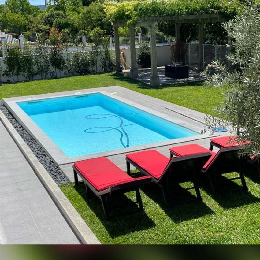 Imagem Piscina de  moradia em banda em Rua de Trás da Fonte, 483