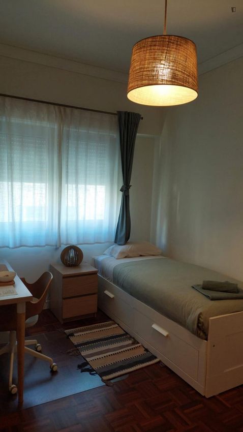 Imagem Quarto de quarto em Rua Infante Dom Pedro