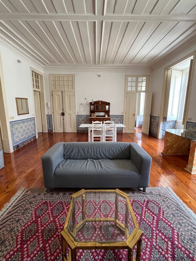 Imagem Sala de estar de apartamento t2 em Cruzes da Sé, 19
