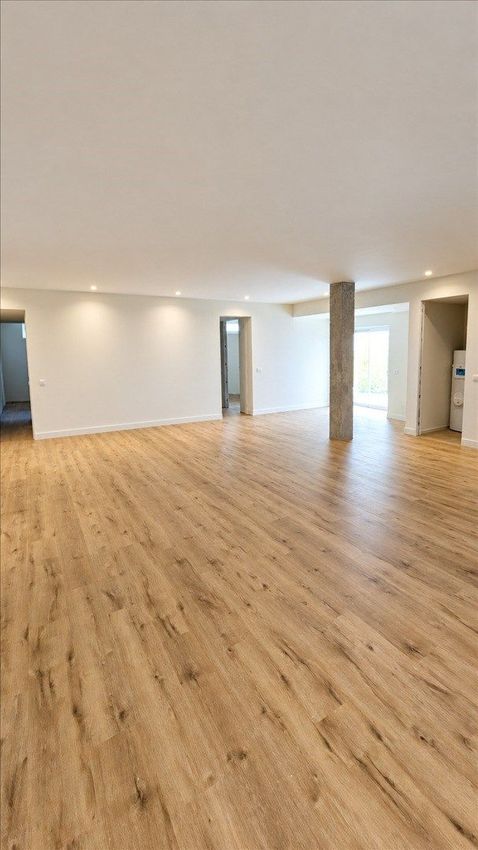 Imagem Divisão de apartamento t3 em Serralves