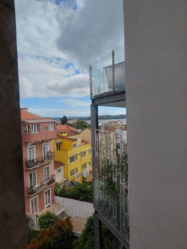 Imagem Terraço de apartamento t1 em Calçada Engenheiro Miguel Pais, 18