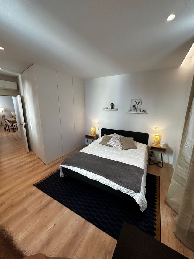 Imagem Quarto de apartamento t1 em Rua 14 Outubro, 200