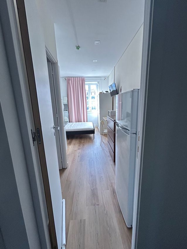 Imagem Corredor de apartamento t0 em Largo Senhora A. Branca, 60