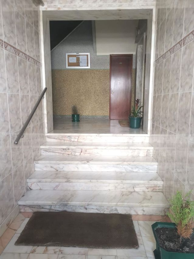 Imagem Hall de apartamento t2 em Torre da Marinha