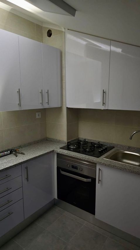 Imagem Cozinha de apartamento t2 em Rua Bento Gonçalves, 15