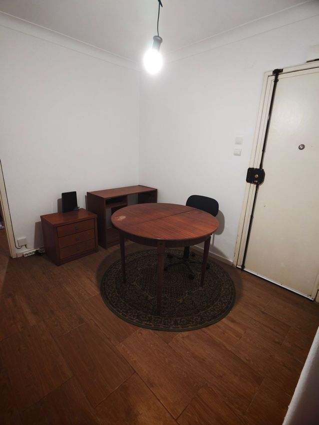 Imagem Sala de estar de quarto em Rua Abade Baçal, 12