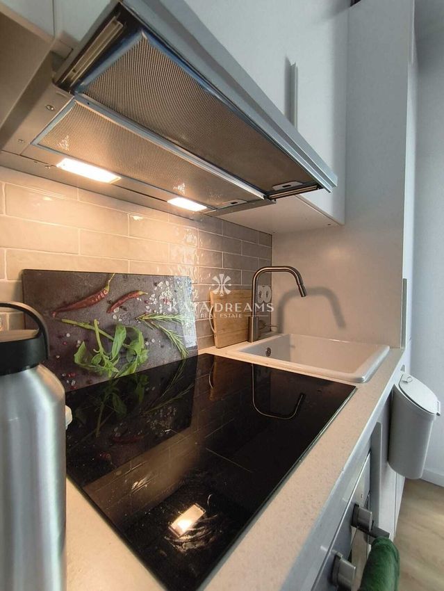 Imagem Cozinha de apartamento t1 em Rua José Gomes Ferreira
