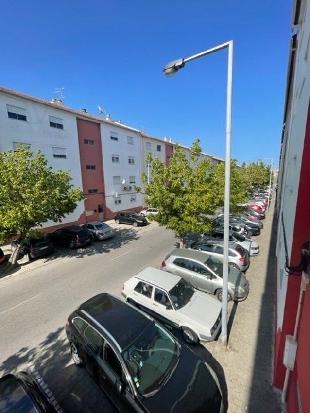 Imagem Vistas de apartamento t3 em Rua Dr António Campos Ferreira Trindade, 253