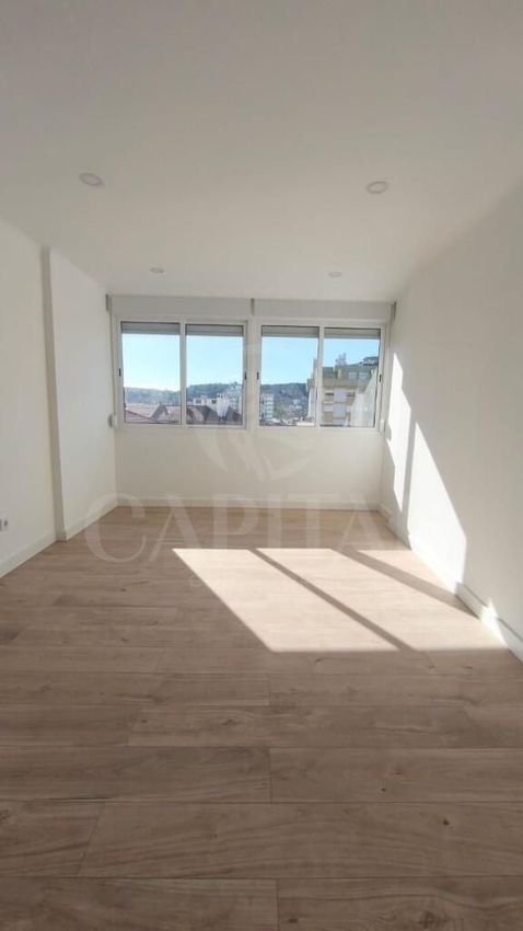 Imagem Sala de estar de apartamento t2 em Travessa do Souto s/n