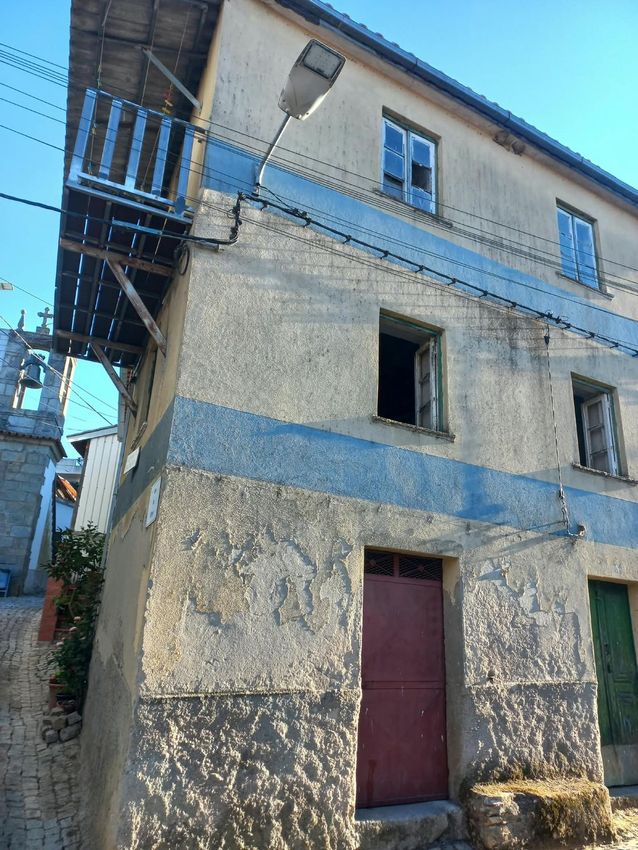 Зображення Вигляд,  будинок на дві сім'ї, Rua da Igreja, 8