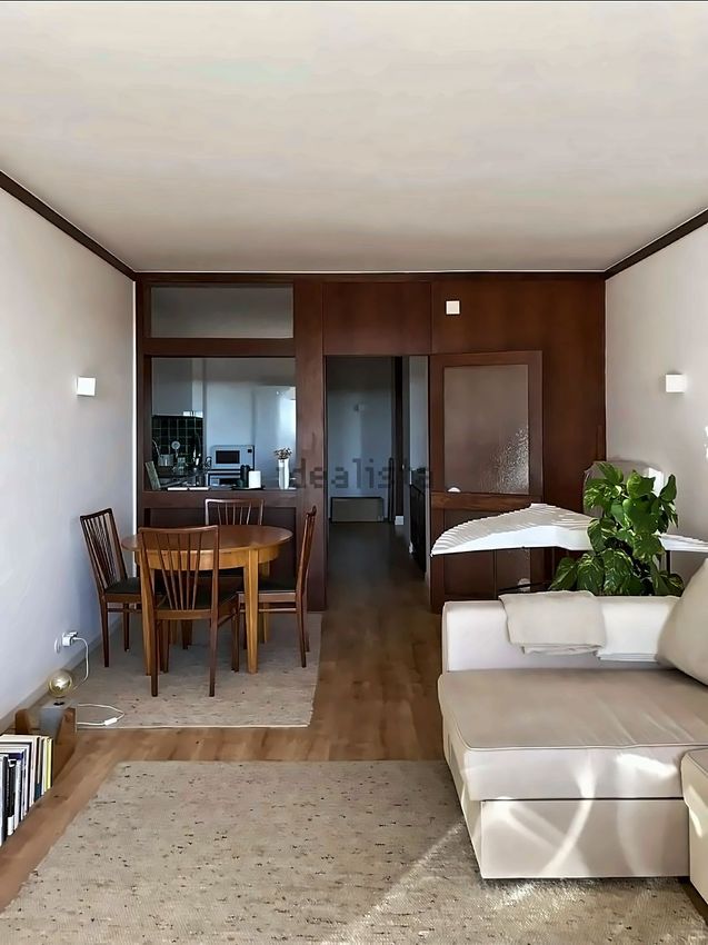 Imagem Sala de estar de apartamento t1 em Rua Francisco Ribeiro, 1