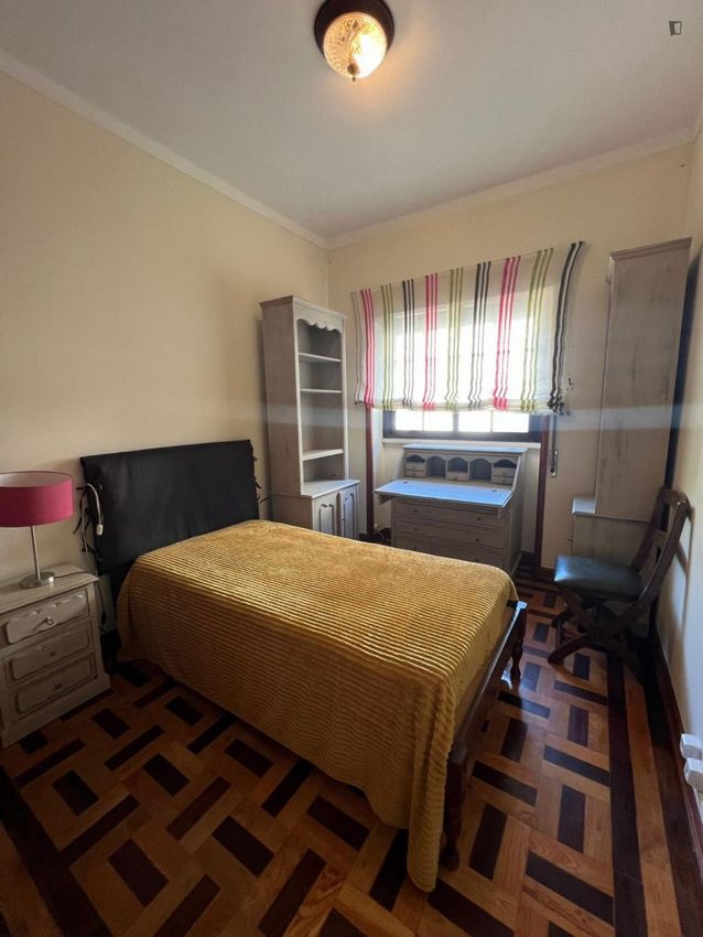 Imagem Quarto de quarto em Rua Infanta Dona Sancha