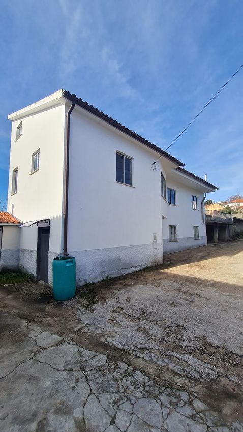 Imagem Fachada de  casa de aldeia em Cidade de Alamada s/n