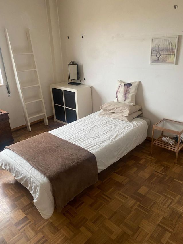 Imagem Quarto de quarto em Rua Major João Gomes