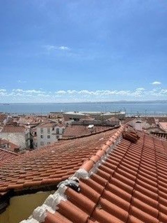 Imagem Vistas de apartamento t1 em Rua do Castelo Picão, 42