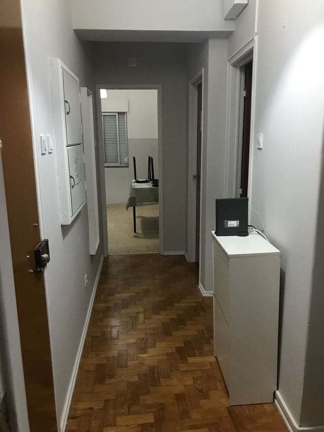 Imagem Corredor de quarto em Rua Júlio Dinis, 2
