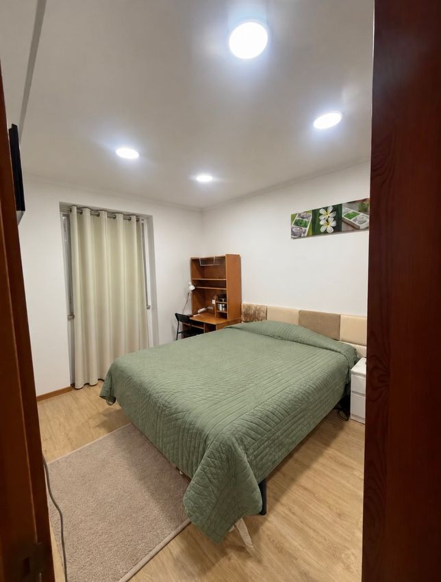 Imagem Quarto de quarto em Rua Nuno Tristão, 7