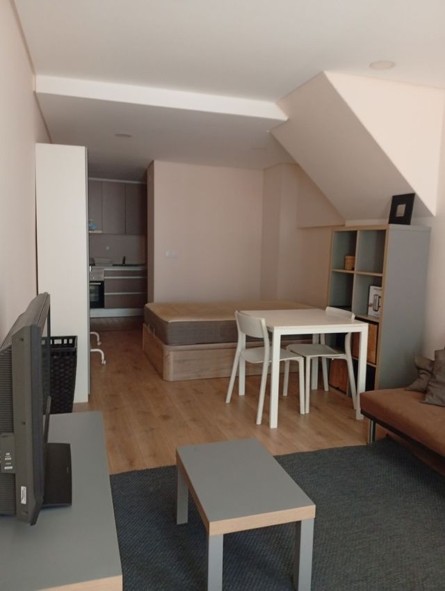 Imagem Sala de estar de apartamento t0 em Rua de Santo António dos Capuchos, 48