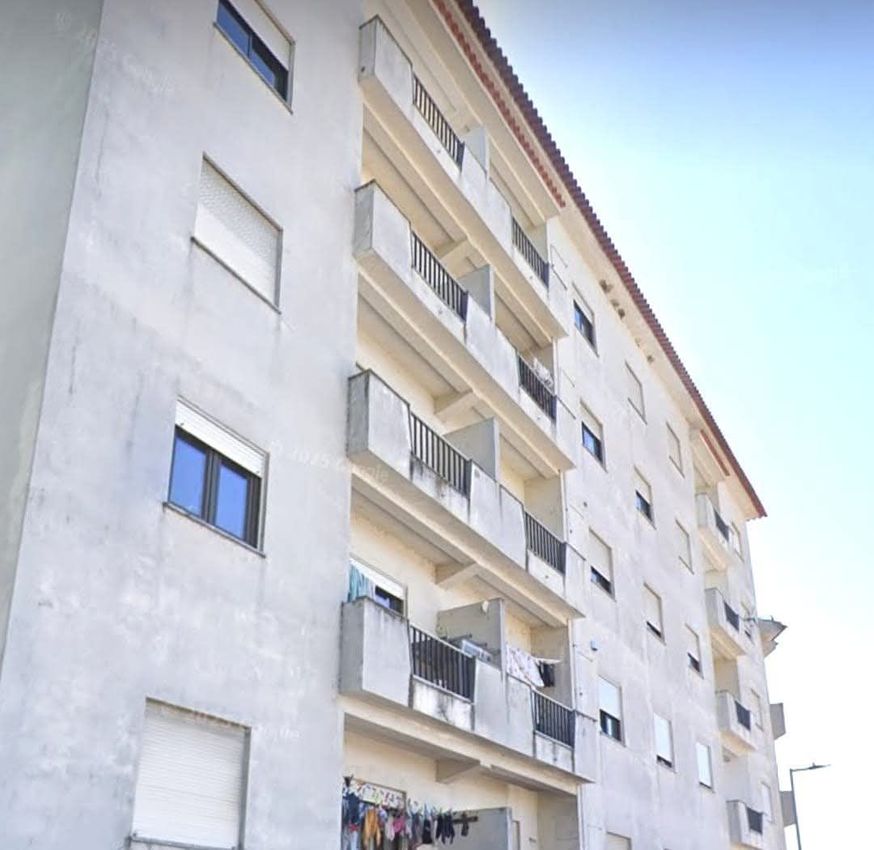 Imagem Vistas de apartamento t3 em Avenida dos Bombeiros Voluntários, 77
