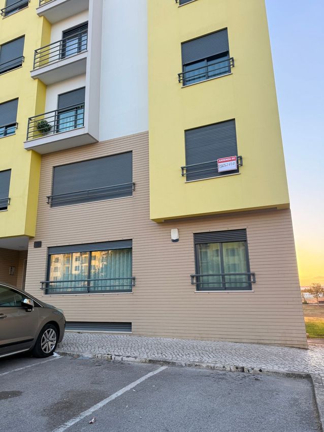 Imagem Vistas de apartamento t3 em Praça da Concórdia, 273
