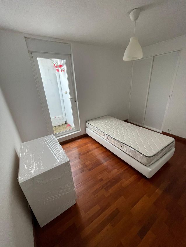 出租房间, rua Professor Damião Peres, 256