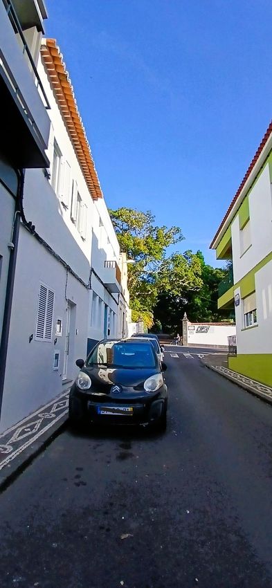 Imagem Vistas de  moradia em banda em Rua José Maria Raposo de Amaral, 111