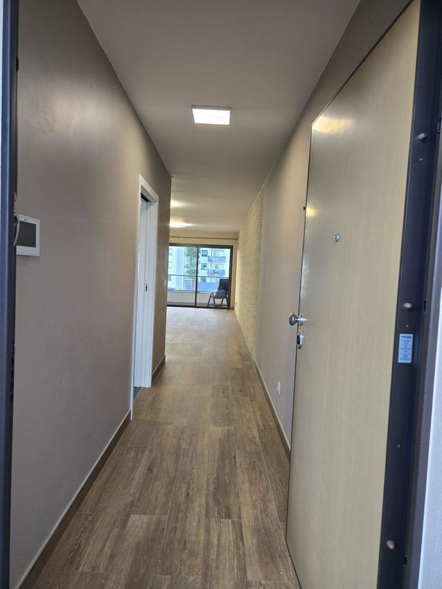 Imagem Corredor de apartamento t2 em Rua da Eira, 9