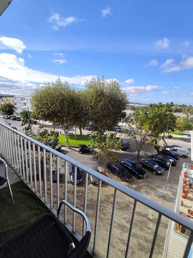 Imagem Varanda de apartamento t2 em Rua Tomás Ribeiro, 110