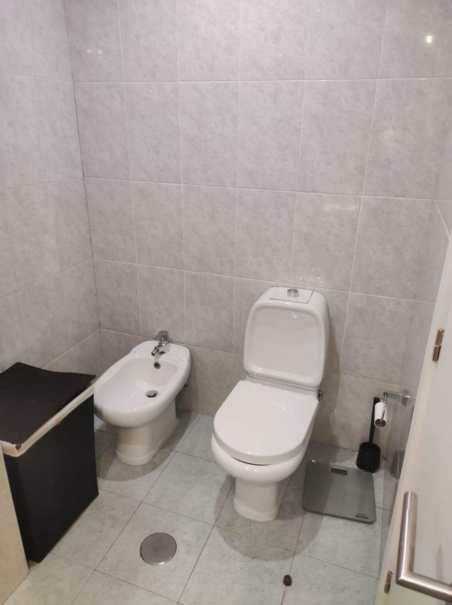 Imagem Casa de banho de quarto em Rua Santana, 733