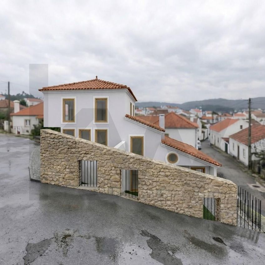 Imagem de terreno em Igreja Nova e Cheleiros