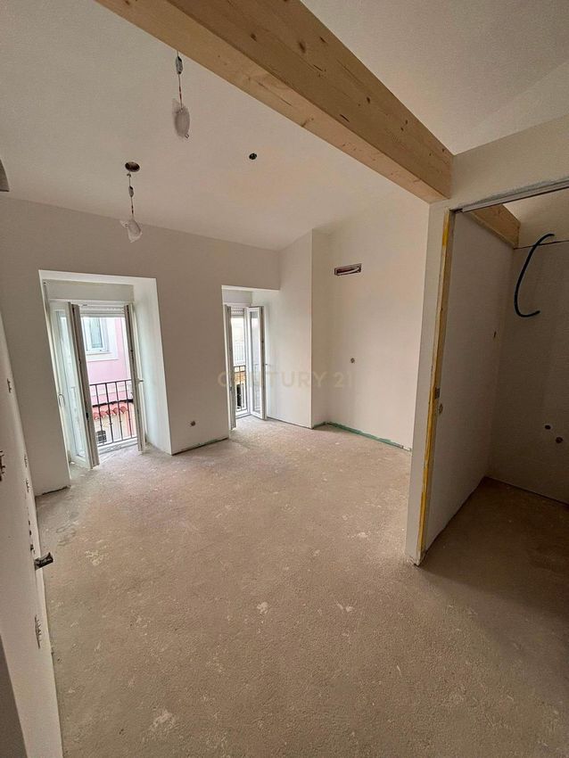 Imagem Divisão de apartamento t1 em Rua Cândido dos Reis, 36