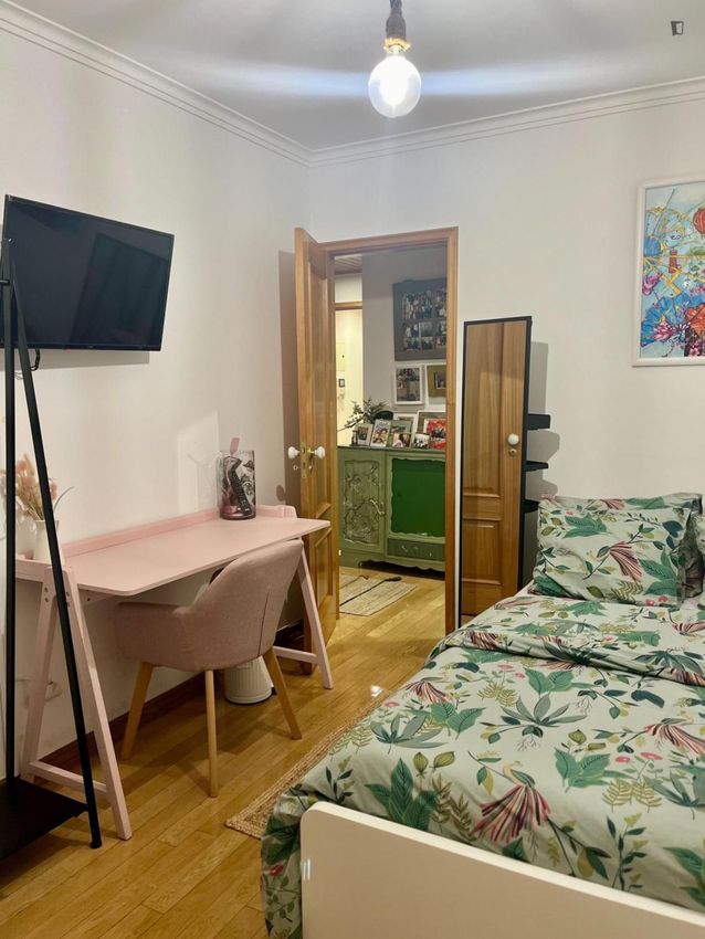 Imagem Quarto de quarto em Rua Luciano Cordeiro