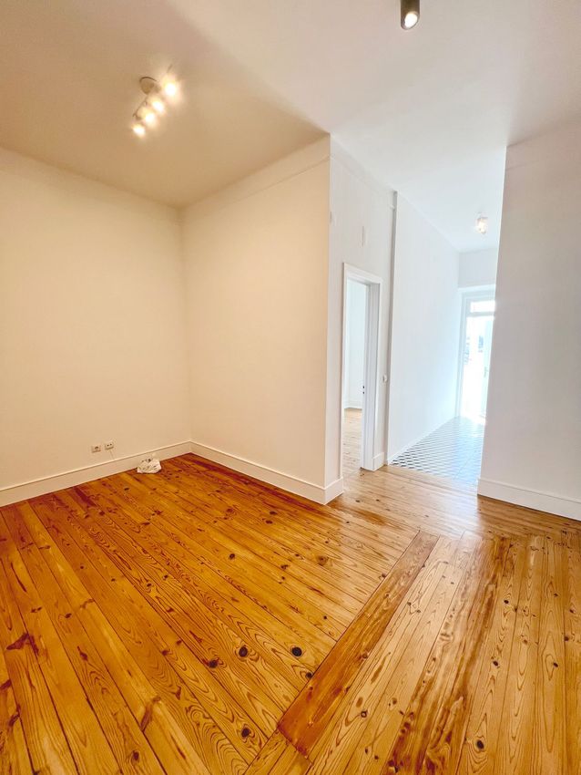 Imagem Sala de estar de apartamento t2 em Rua Lopes, 67
