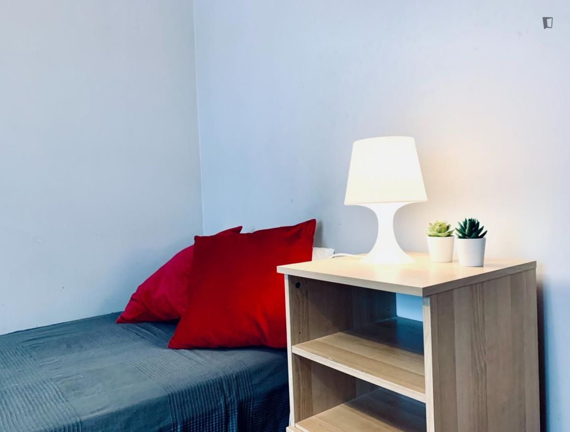Imagem Quarto de quarto em Estrada A-da-Maia