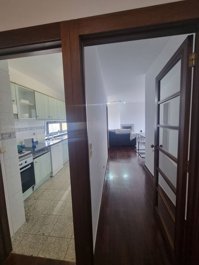 Imagem Cozinha de apartamento t1 em Travessa Heróis da Pátria s/n