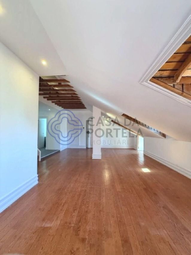 Imagem Detalhes de apartamento t4 em Príncipe Real