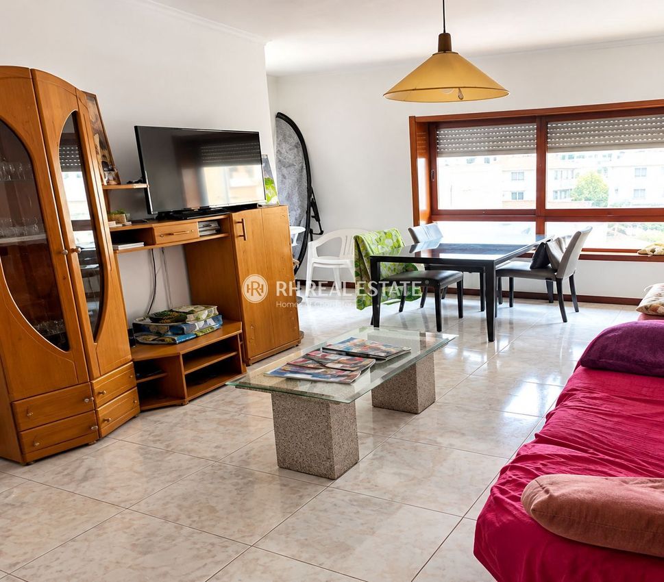 Imagem Sala de estar de apartamento t2 em Abadias