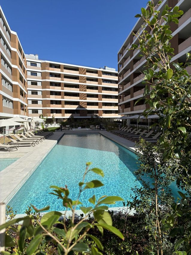 Imagem Piscina de apartamento t1 em Arruamento à Rua Isaac Rabin, 14