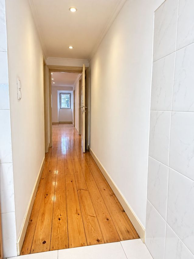 Imagem Corredor de apartamento t1 em Travessa do Oleiro, 20