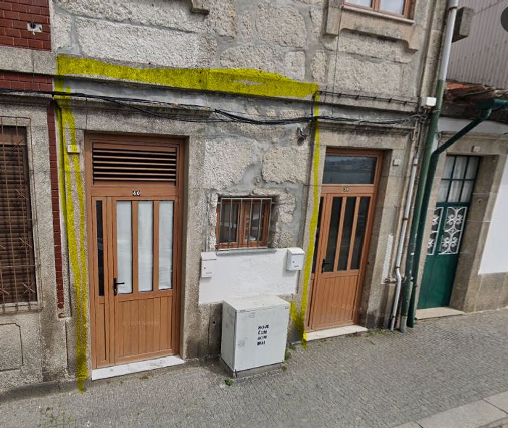 Imagem Fachada de apartamento t0 em Rua Gonçalo Mendes da Maia