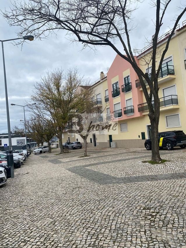 Imagem Vistas de apartamento t2 em Caparica e Trafaria