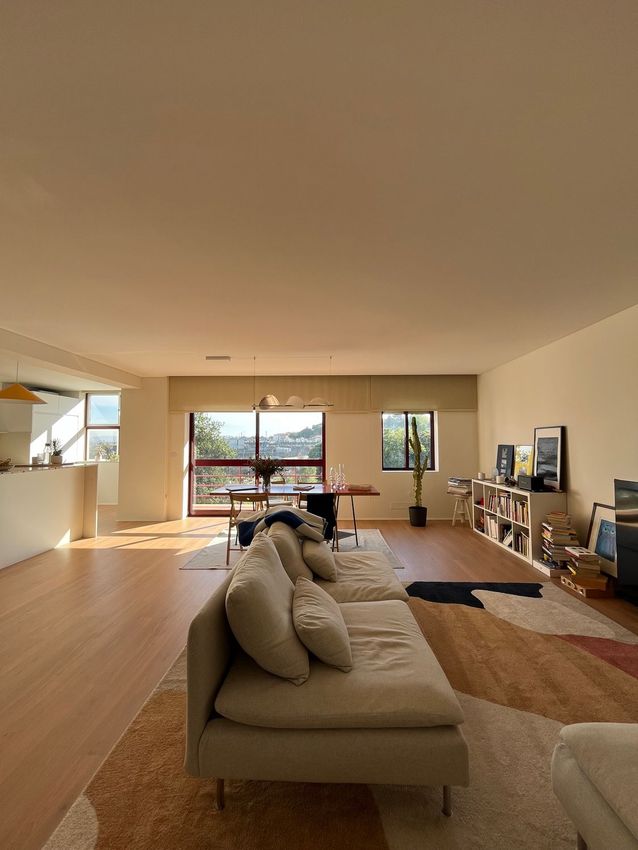 Imagem Sala de estar de apartamento t3 em Avenida de França, 910