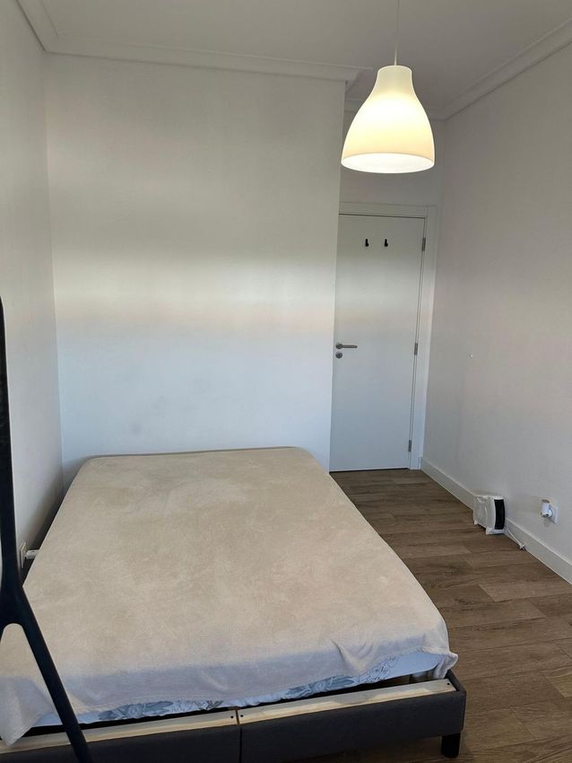 Imagem Quarto de quarto em Rua Teresa Borges, 6 a