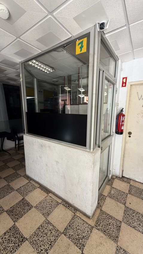 Imagem de espaço comercial em Avenida dos Bons Amigos, 47